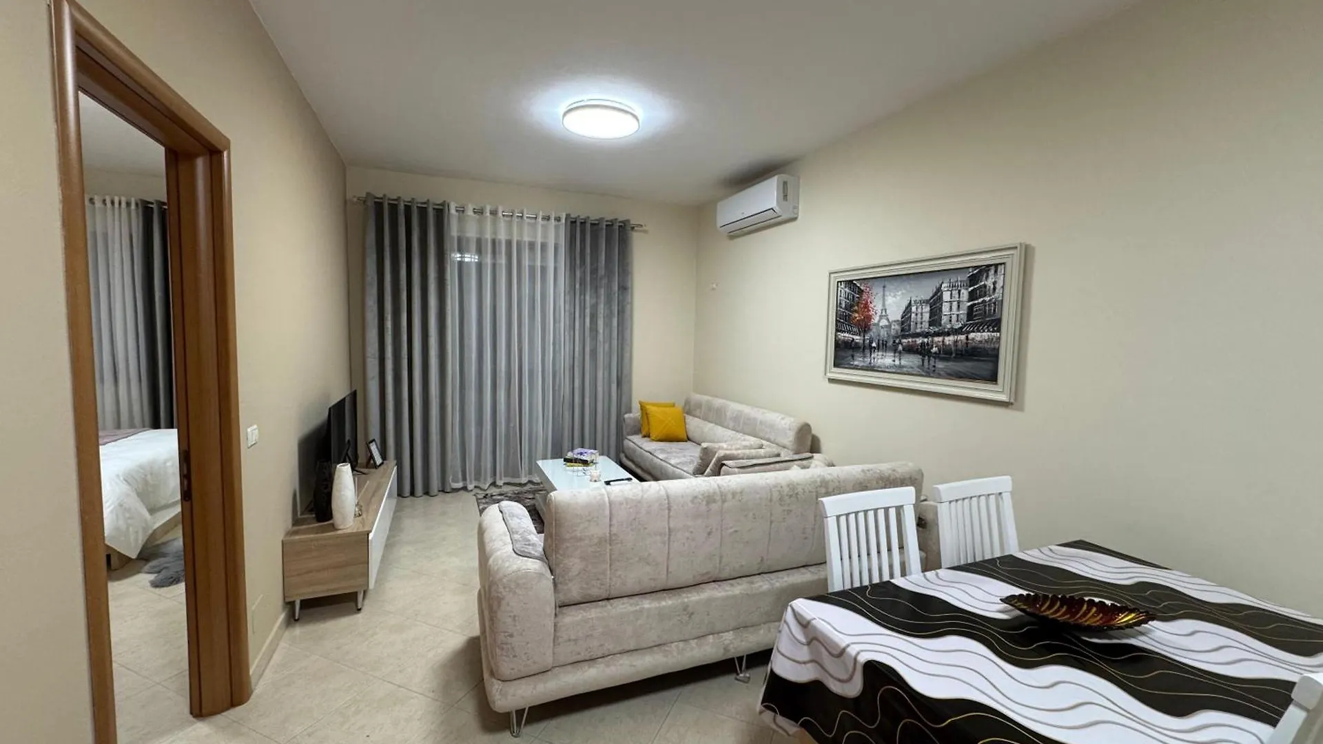 Albanian Bliss Apartment Tirana 0*,