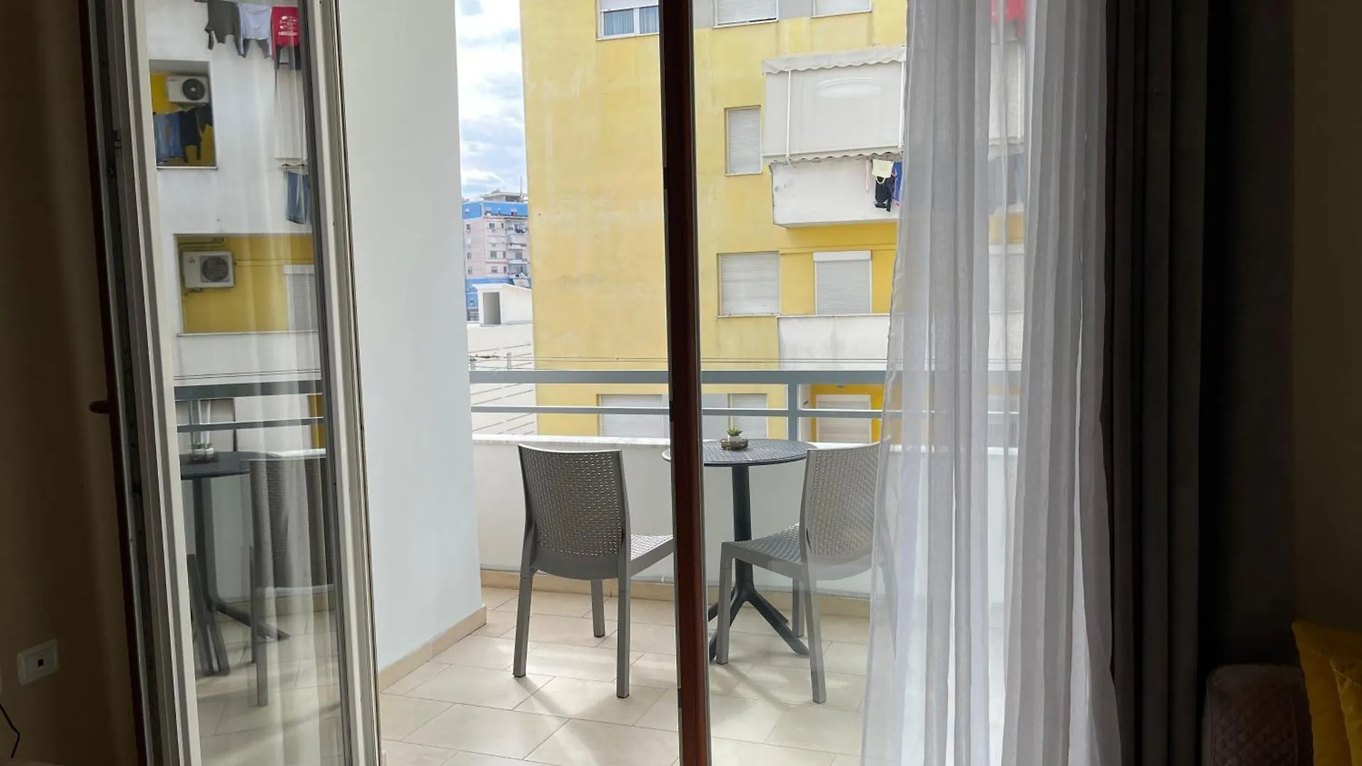 Ferienwohnung Albanian Bliss Tirana Albanien