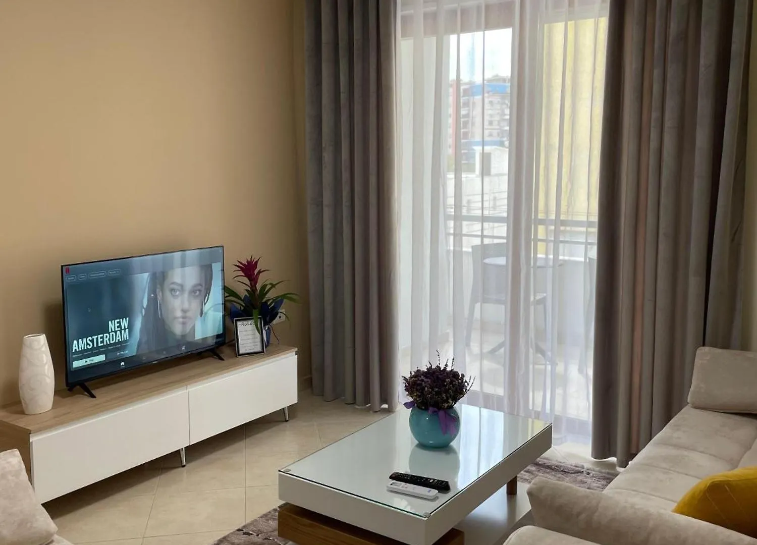 Apartment Ferienwohnung Albanian Bliss Tirana