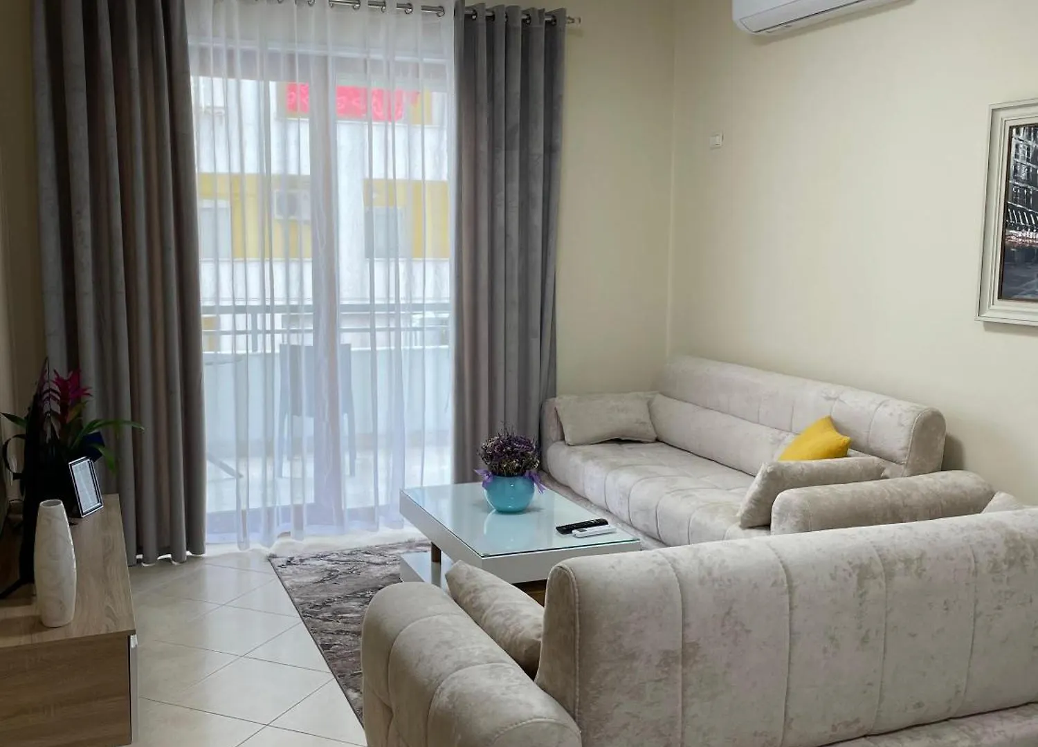 Ferienwohnung Albanian Bliss Tirana Apartment